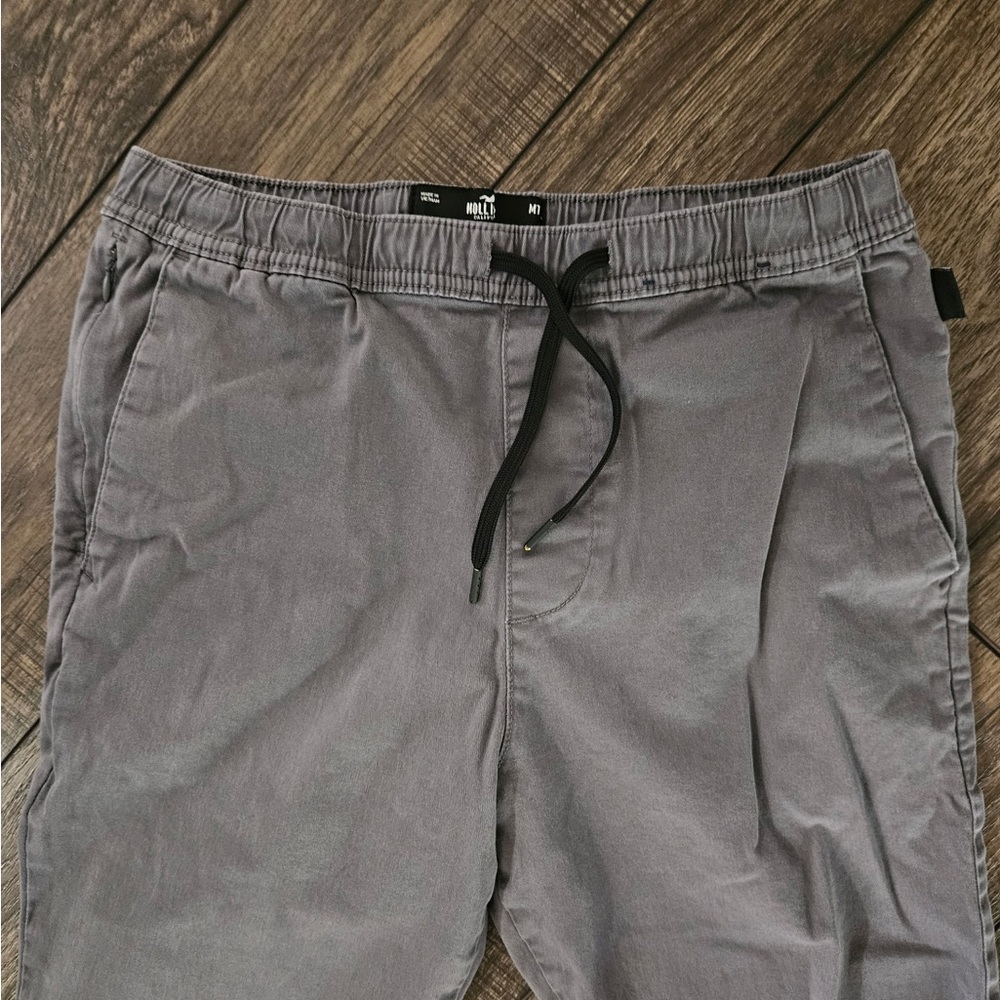 Hollister Men's Gray Joggers - Picture 2 of 5